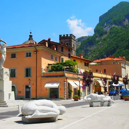 Patrizia By Interhome * Marina di Pietrasanta