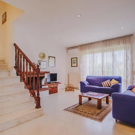 Vakantiehuis Patrizia By Interhome Marina di Pietrasanta