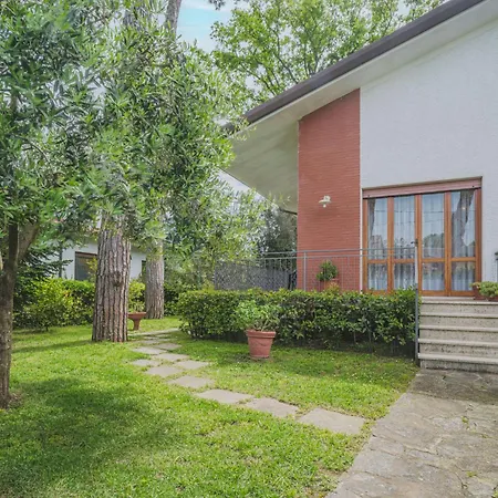 Patrizia By Interhome Marina di Pietrasanta