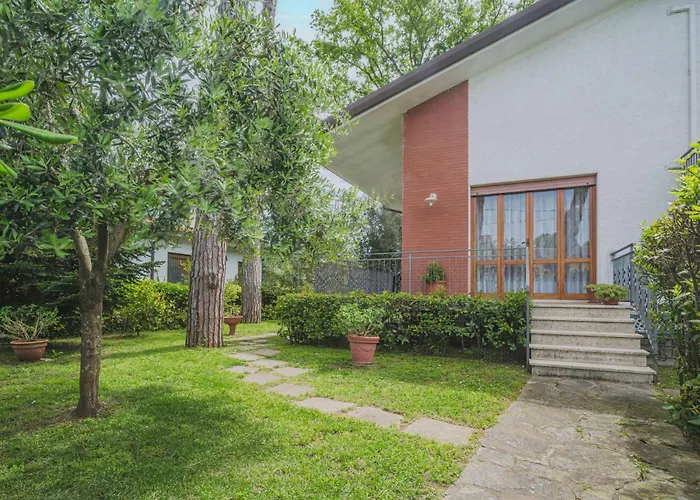 Patrizia By Interhome Marina di Pietrasanta